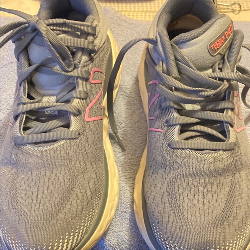 New Balance Women's Gray and Pink Running Shoes